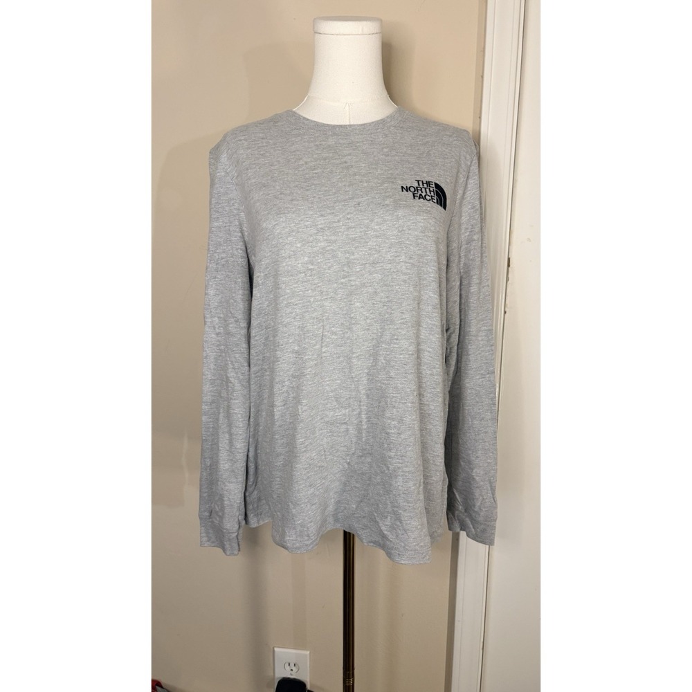 THE NORTH FACE Women's Long Sleeve Box NSE Tee, TNF Light Grey Heather Athletic
